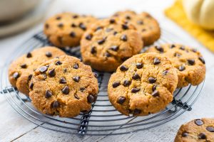 Biscotti alla zucca vegan e senza glutine ricetta