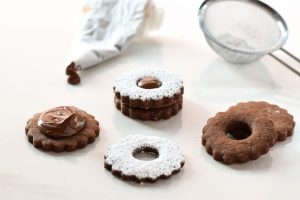 biscotti di frolla con nutella