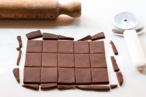 biscotti di pasta frolla al cacao