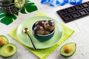 gelato al cioccolato e avocado ricetta