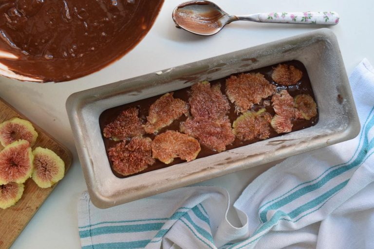 plumcake cioccolato e fichi