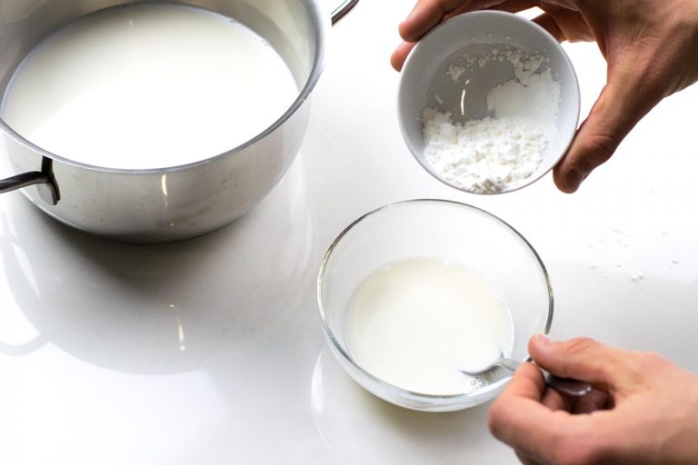 preparare la cioccolata al pistacchio