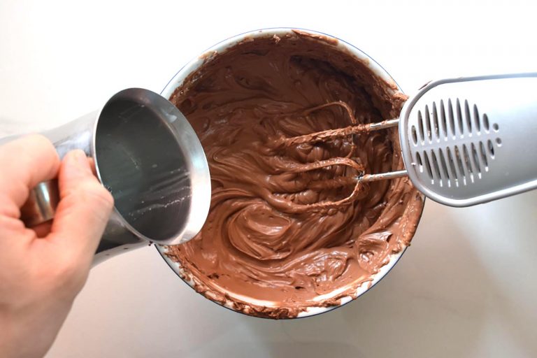 cheesecake triplo cioccolato senza cottura