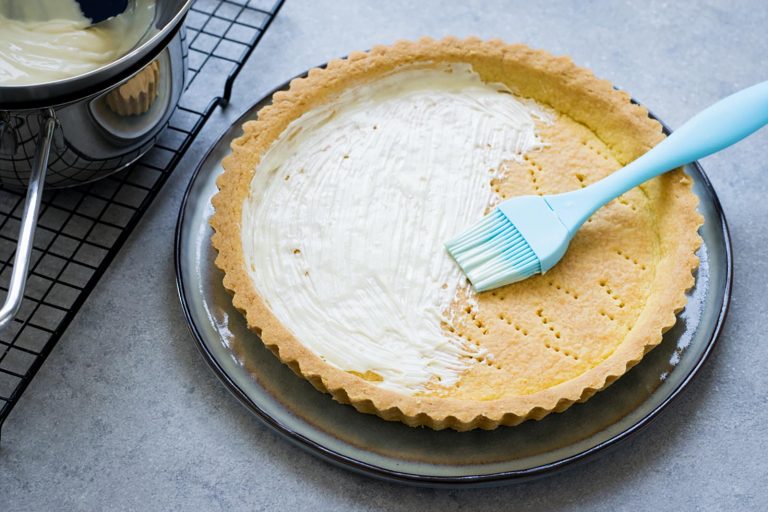 crostata fragole e cioccolato bianco