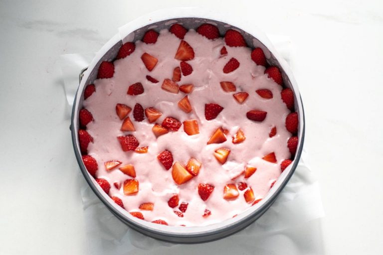 torta mousse di fragole ricetta