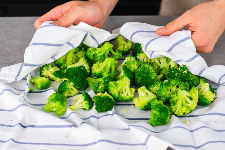 torta salata con broccoletti e ricotta