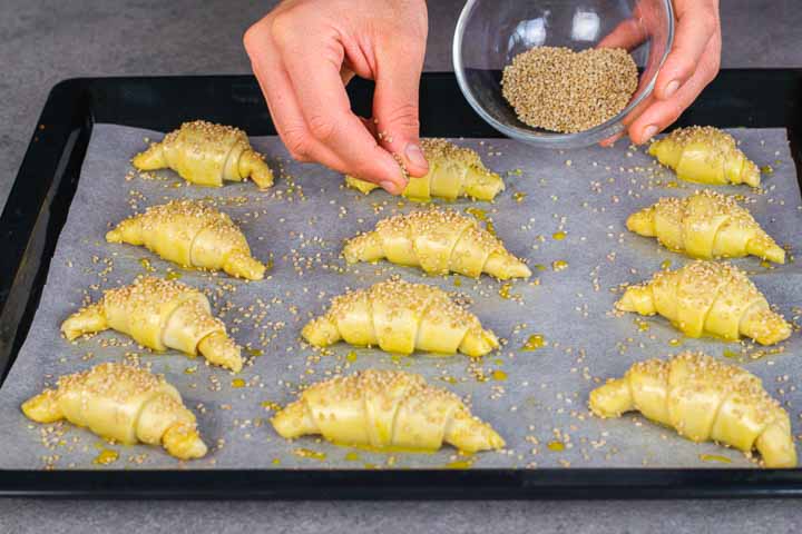 cornetti salati di pasta sfoglia