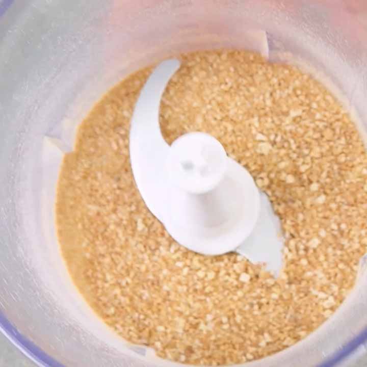 torta con gli amaretti
