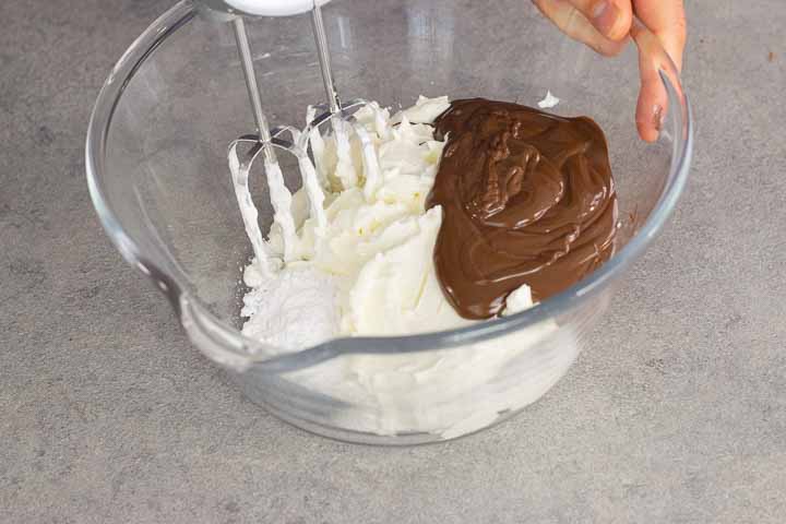 cheesecake alla crema di nocciole