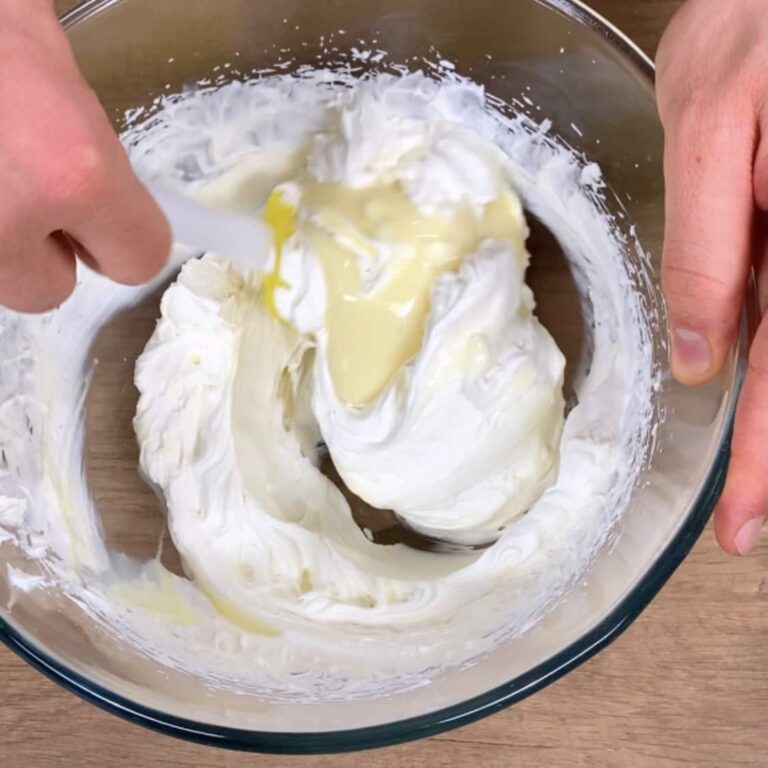 dolci con crema al latte