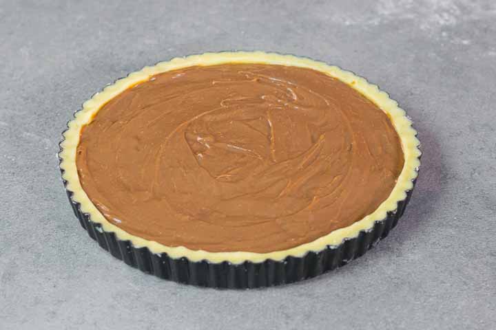 torta con crema di cioccolato