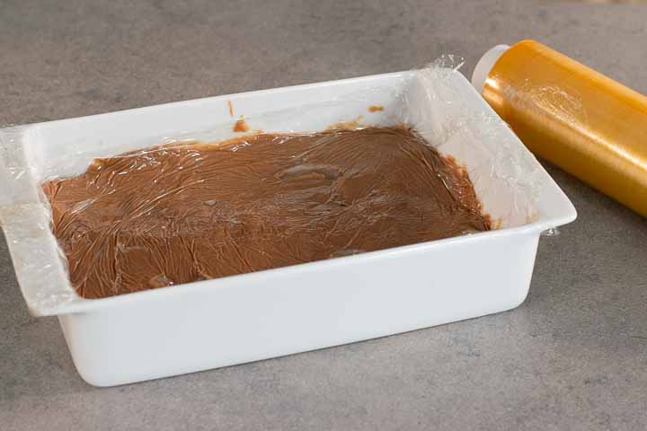 torta con crema pasticcera al cioccolato