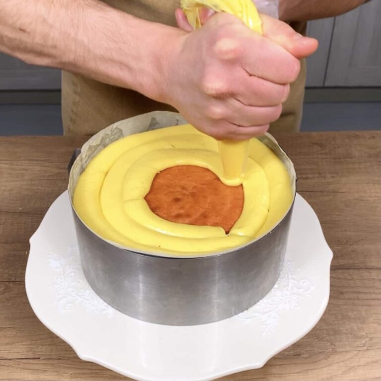 torta zuppa inglese con savoiardi