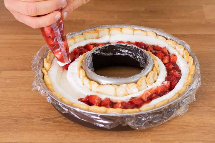 ciambella alle fragole