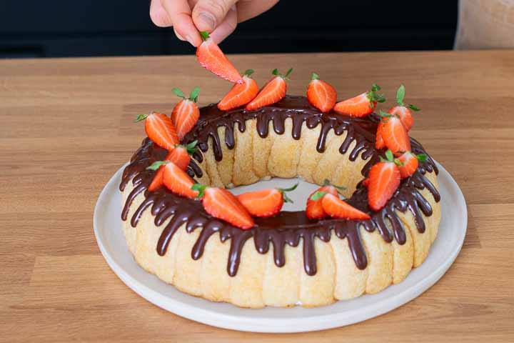 ciambella con le fragole