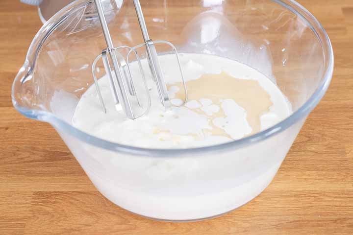 crema al mascarpone con latte condensato