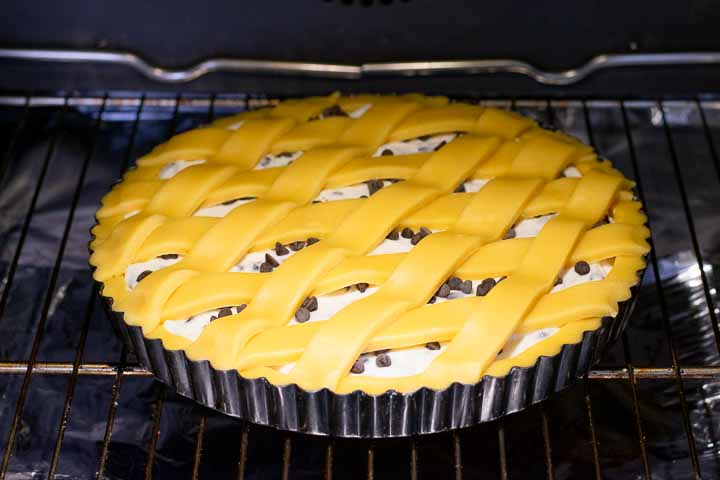 crostata ricotta e cioccolato veloce
