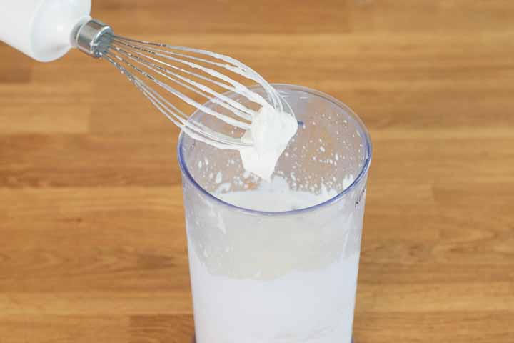 mousse al caffè con panna