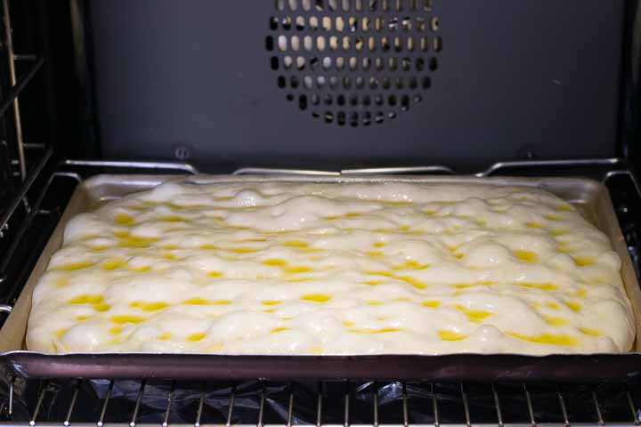 ricetta schiacciata toscana