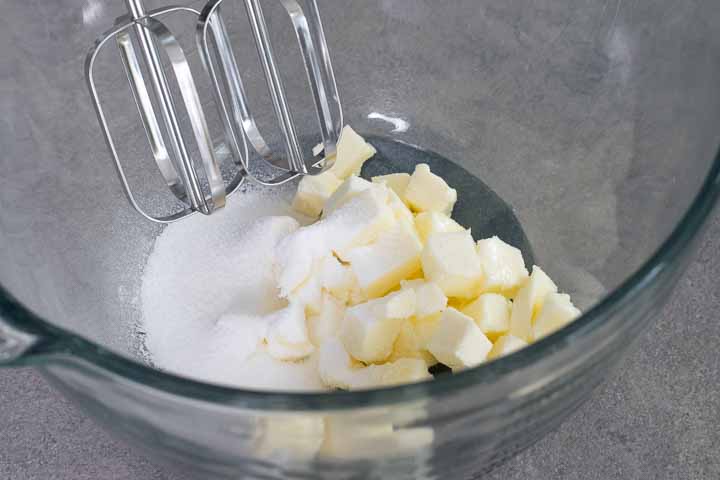 sacher di cioccolato bianco